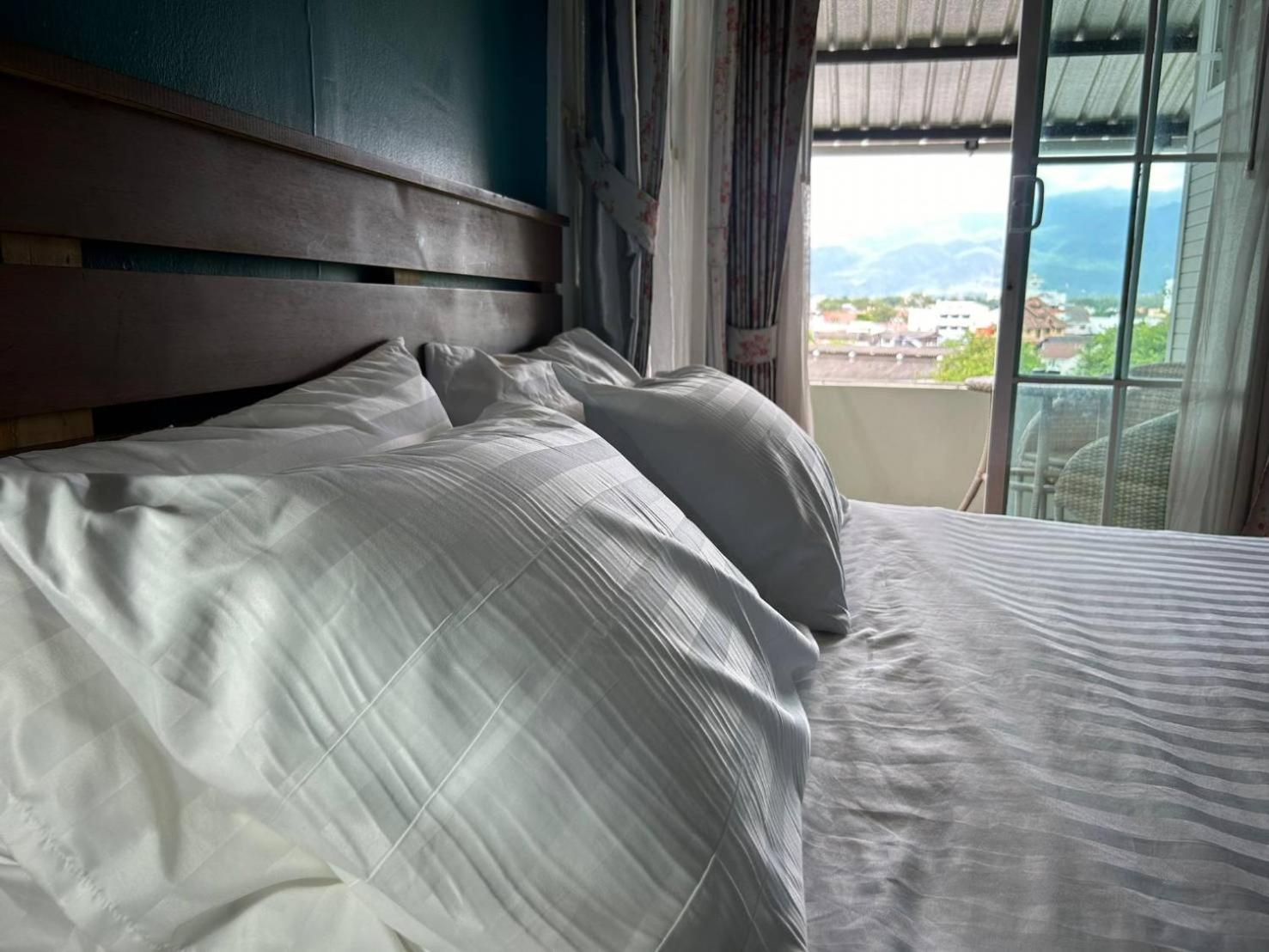 チエンマイ ノーンナンタ ハウス Bed & Breakfast エクステリア 写真